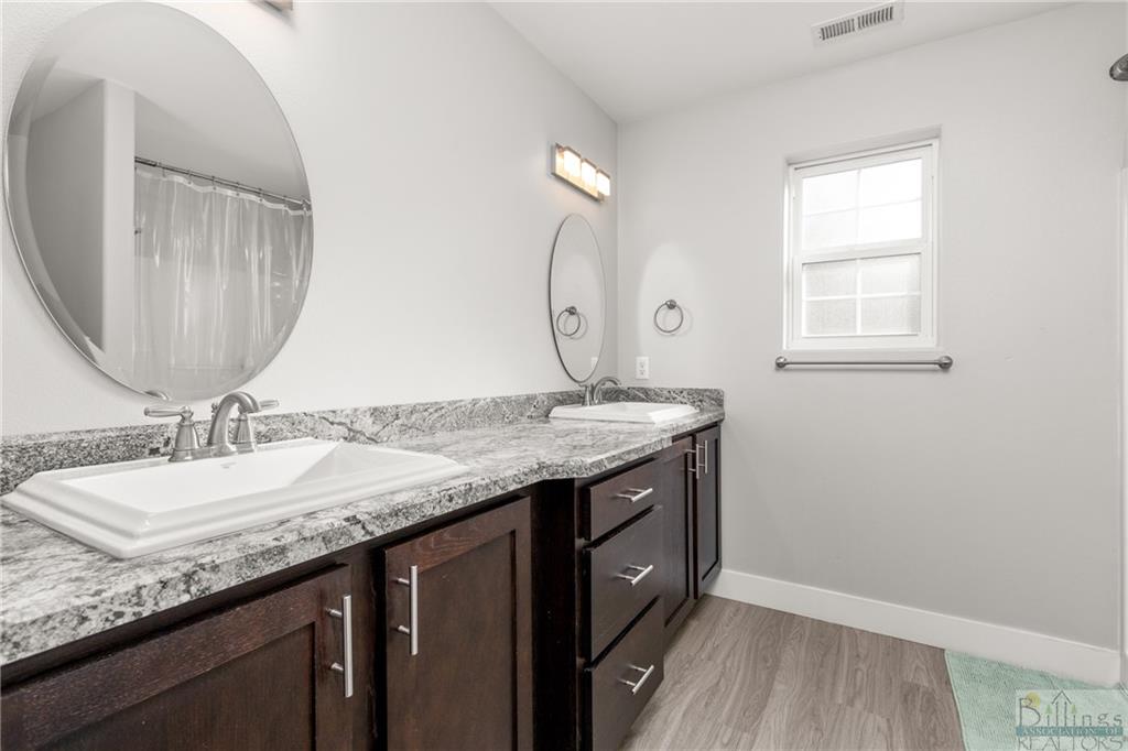 1220 Twin Lakes Drive Property Photo 13