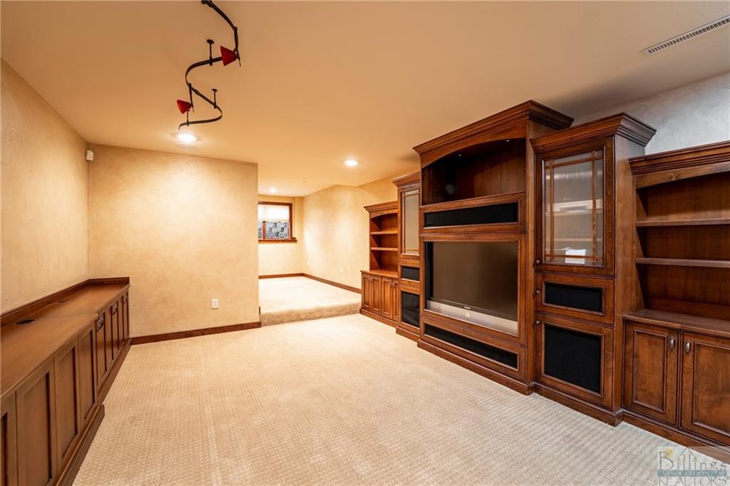 2940 Ronan Drive Property Photo 25
