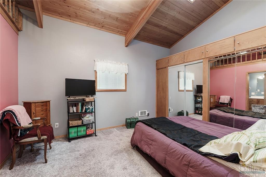 31 Countryman Creek Property Photo 18