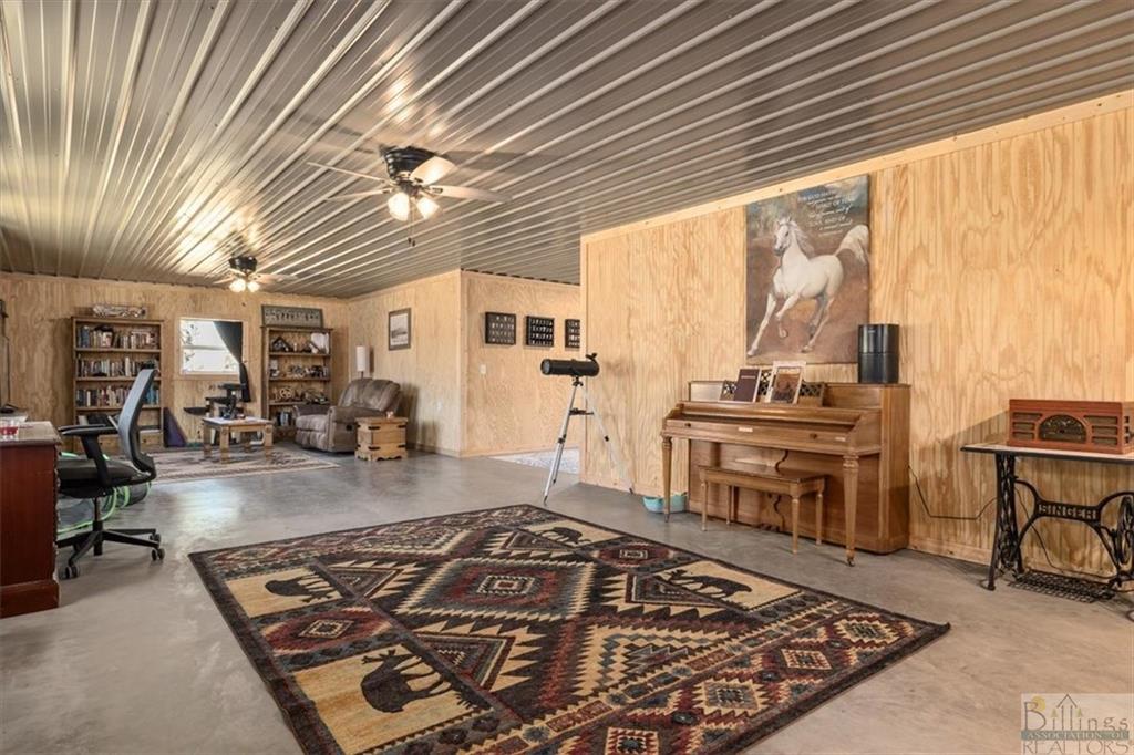 66 Snowflake Road Property Photo 3