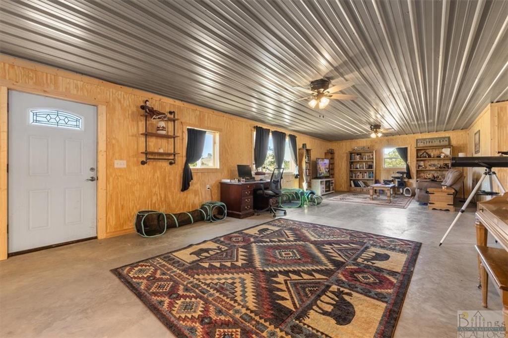 66 Snowflake Road Property Photo 4