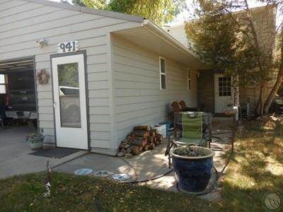 941 W Erie St. Property Photo 2
