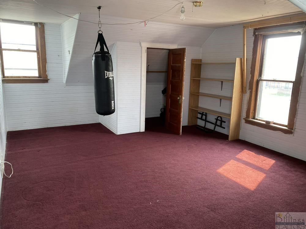 314 Oakes Avenue Property Photo 6