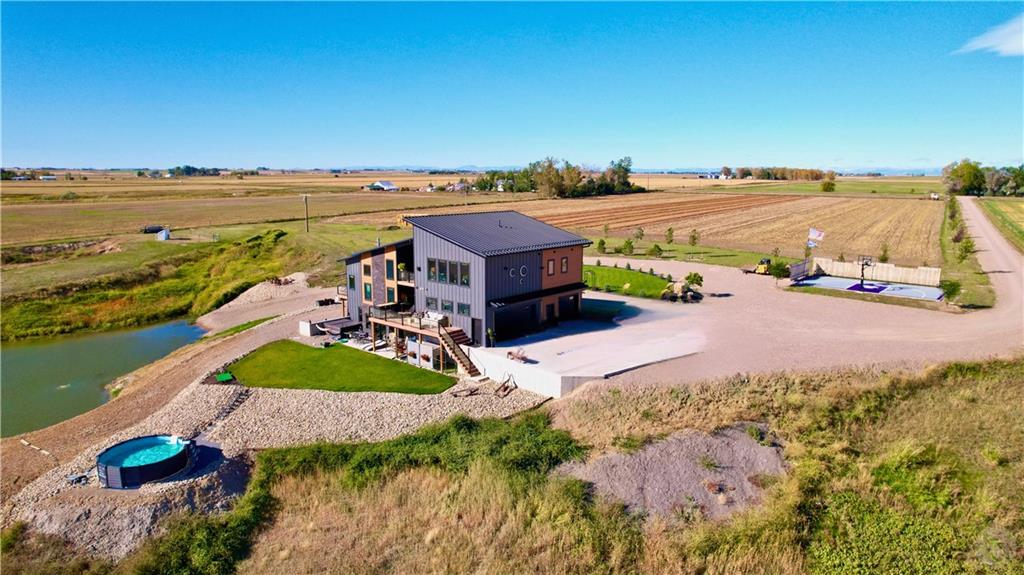 1587 Highway 431 Property Photo 1