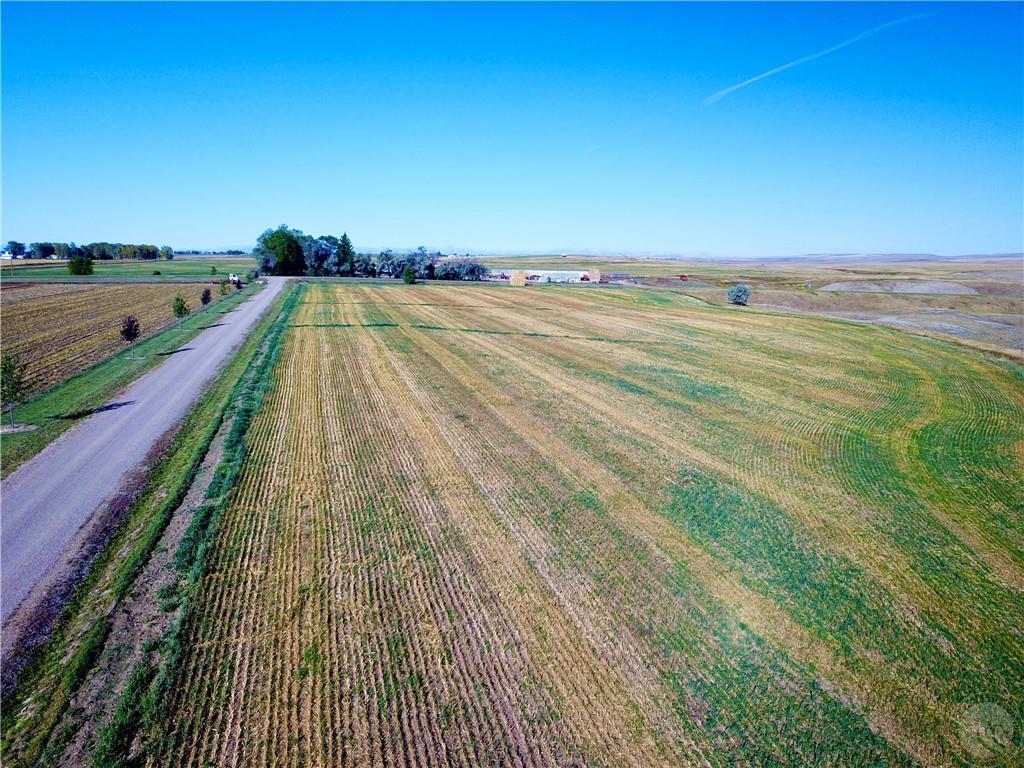 1587 Highway 431 Property Photo 7
