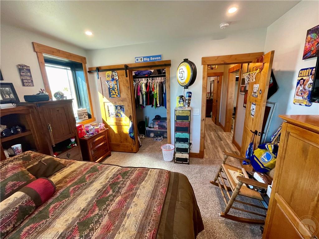 1587 Highway 431 Property Photo 34
