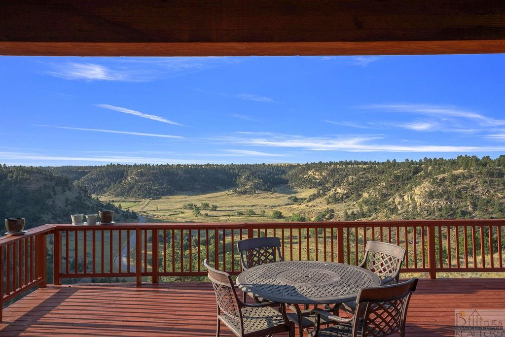 12555 Andrew Lane Property Photo 4