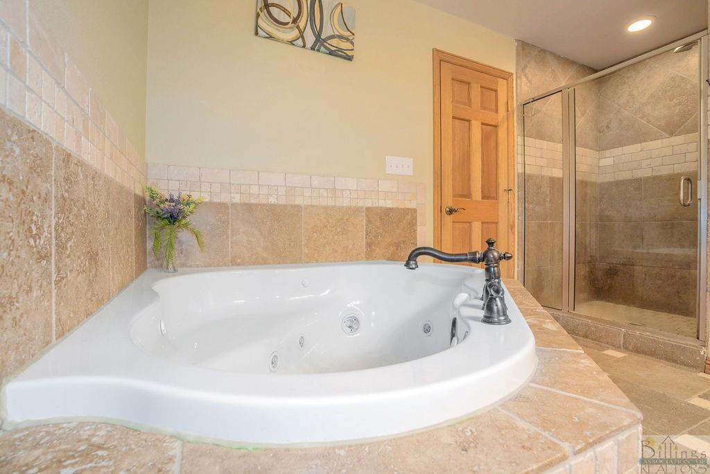 12555 Andrew Lane Property Photo 19