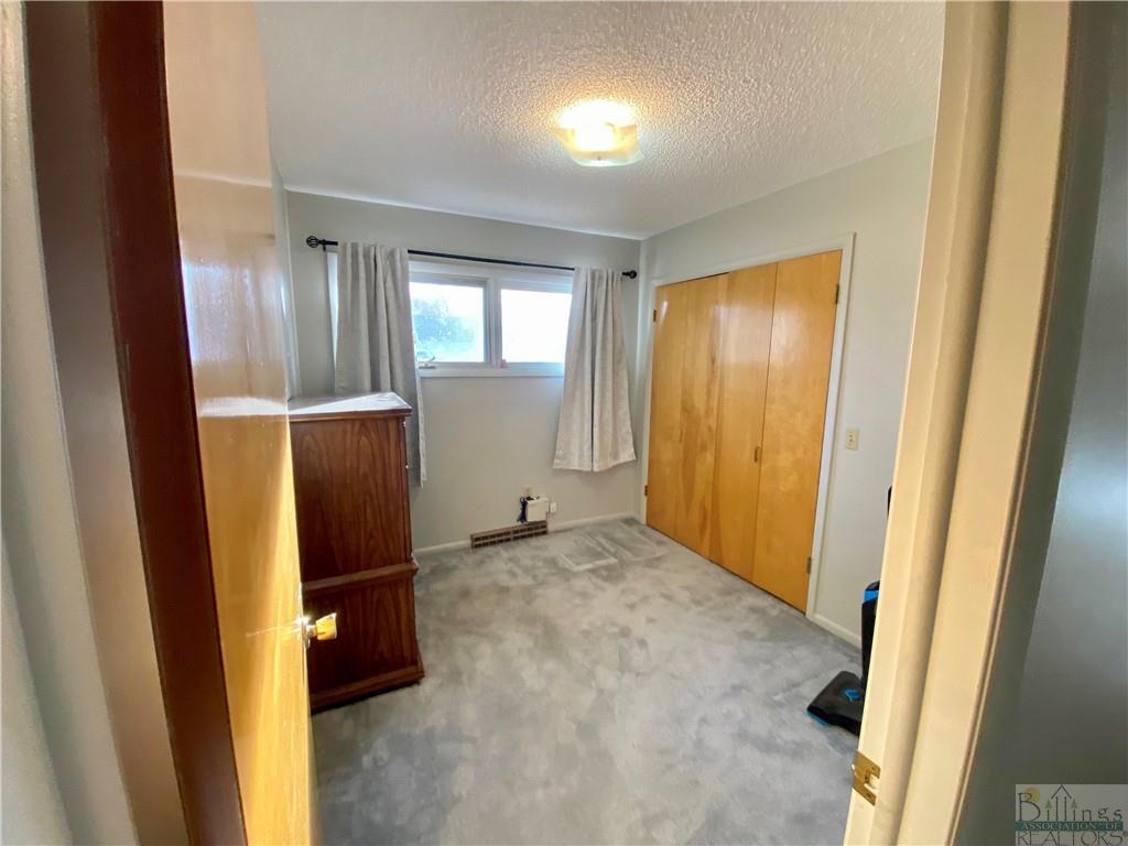 414 2nd Property Photo 7