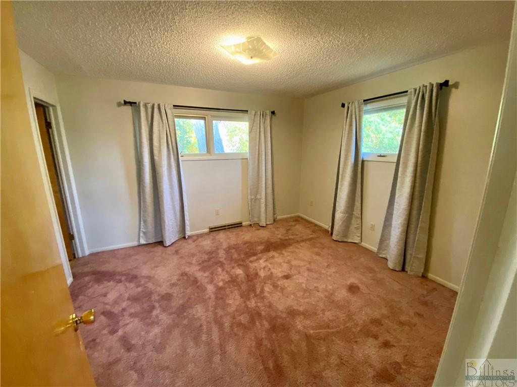 414 2nd Property Photo 8