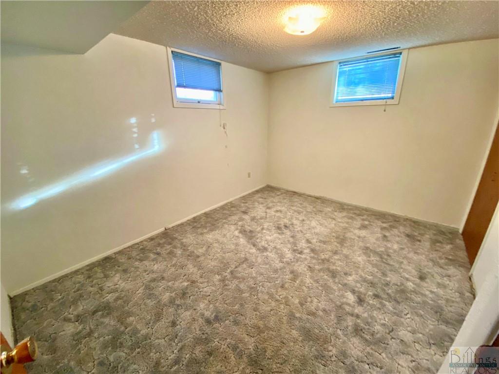 414 2nd Property Photo 13