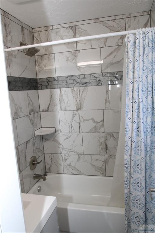 541 E Railroad Property Photo 15
