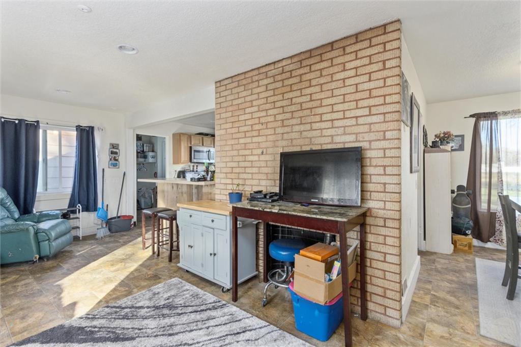 1203 S 72nd Street Property Photo 12
