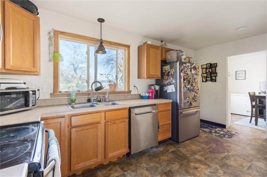 1203 S 72nd Street Property Photo 16