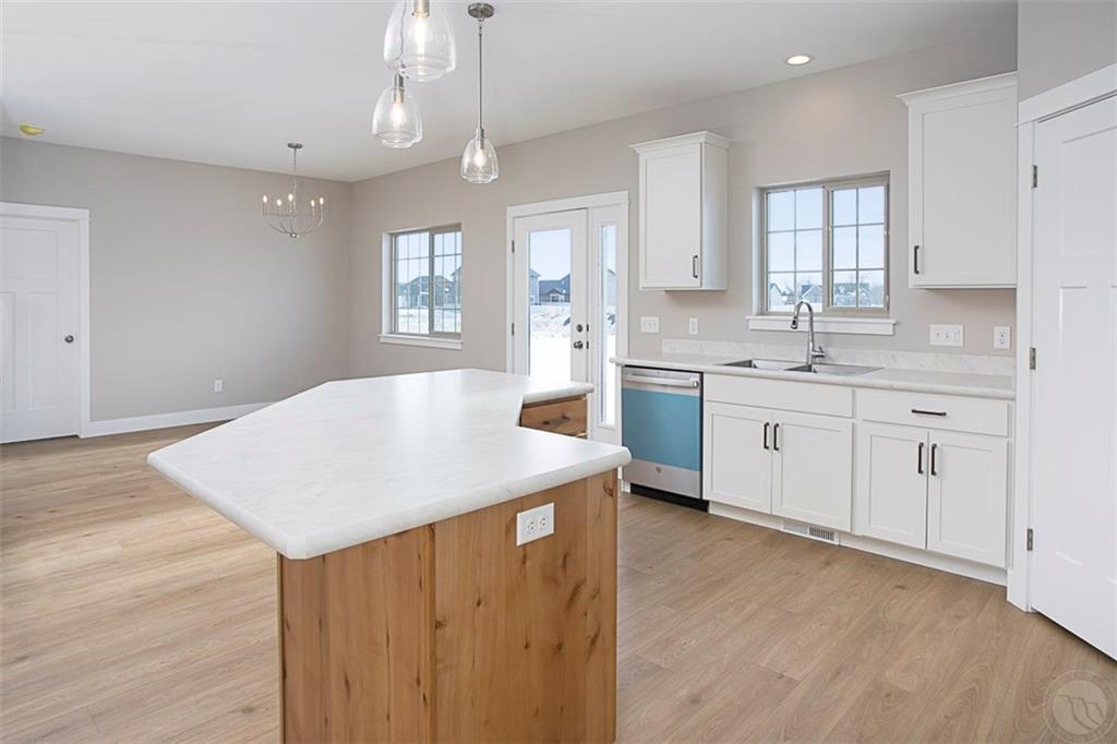 5804 Bear Track Trail Property Photo 7