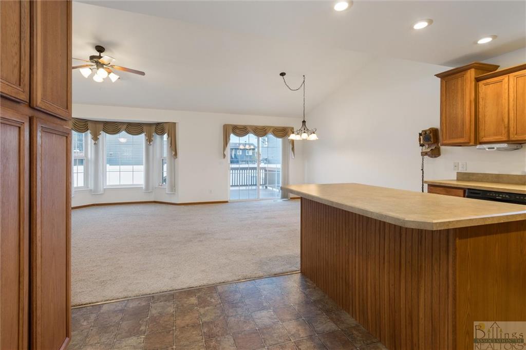 303 Uinta Park Dr Property Photo 16