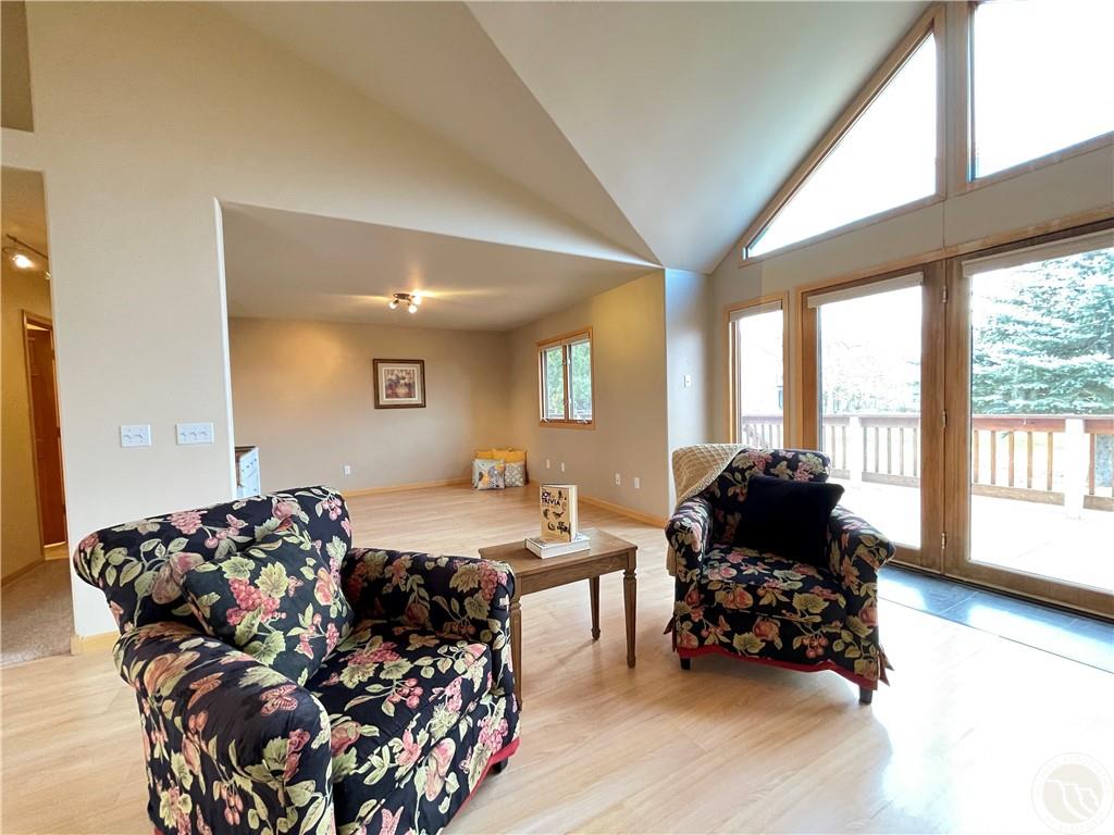 737 Lazy M Street 8 Property Photo 9