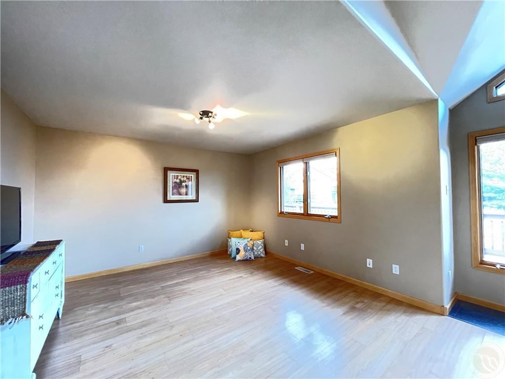 737 Lazy M Street 8 Property Photo 10