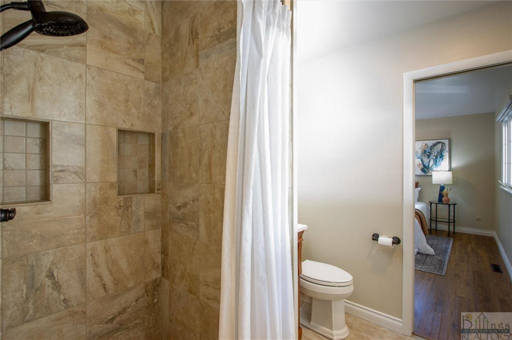 2725 Gregory Drive S Property Photo 20