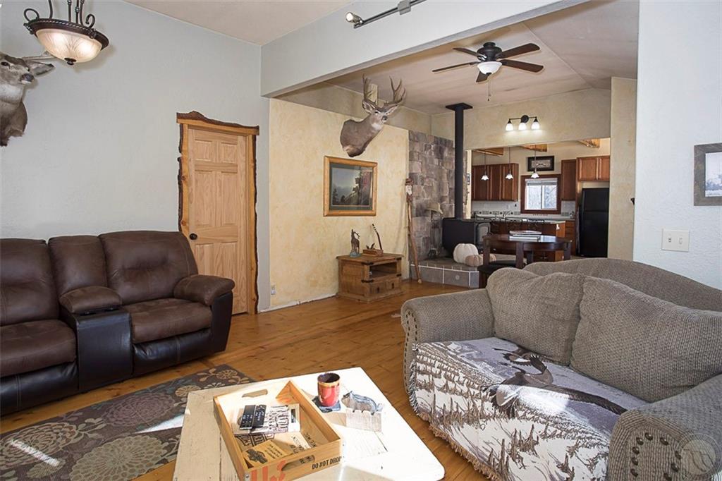 47 Powder River Lane Property Photo 6
