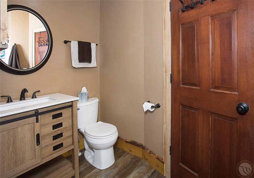 47 Powder River Lane Property Photo 11
