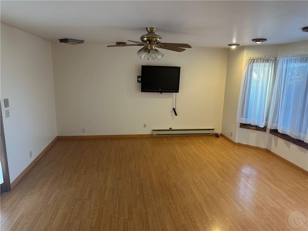 416 N Cody Ave Property Photo 8