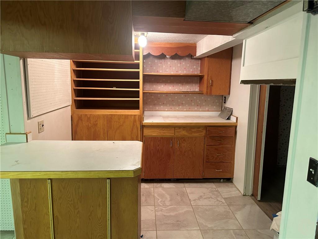 416 N Cody Ave Property Photo 16