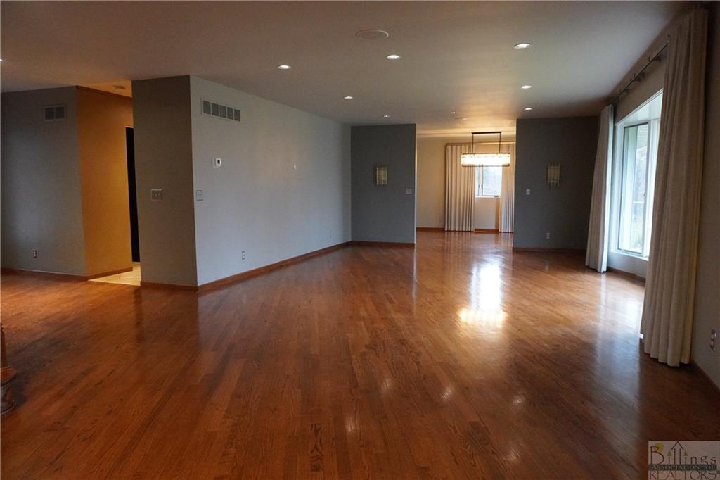 105 Lyndale Street Property Photo 6