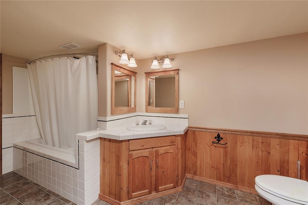 1813 St Andrews Drive Property Photo 24