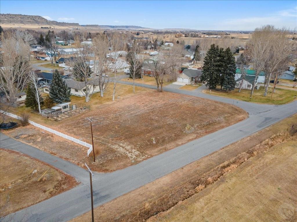 287 Cemetery Road Property Photo 2