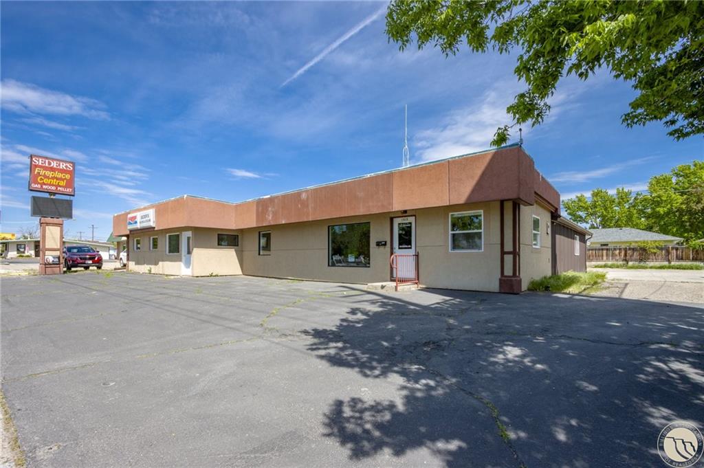 1515 Central Avenue Property Photo