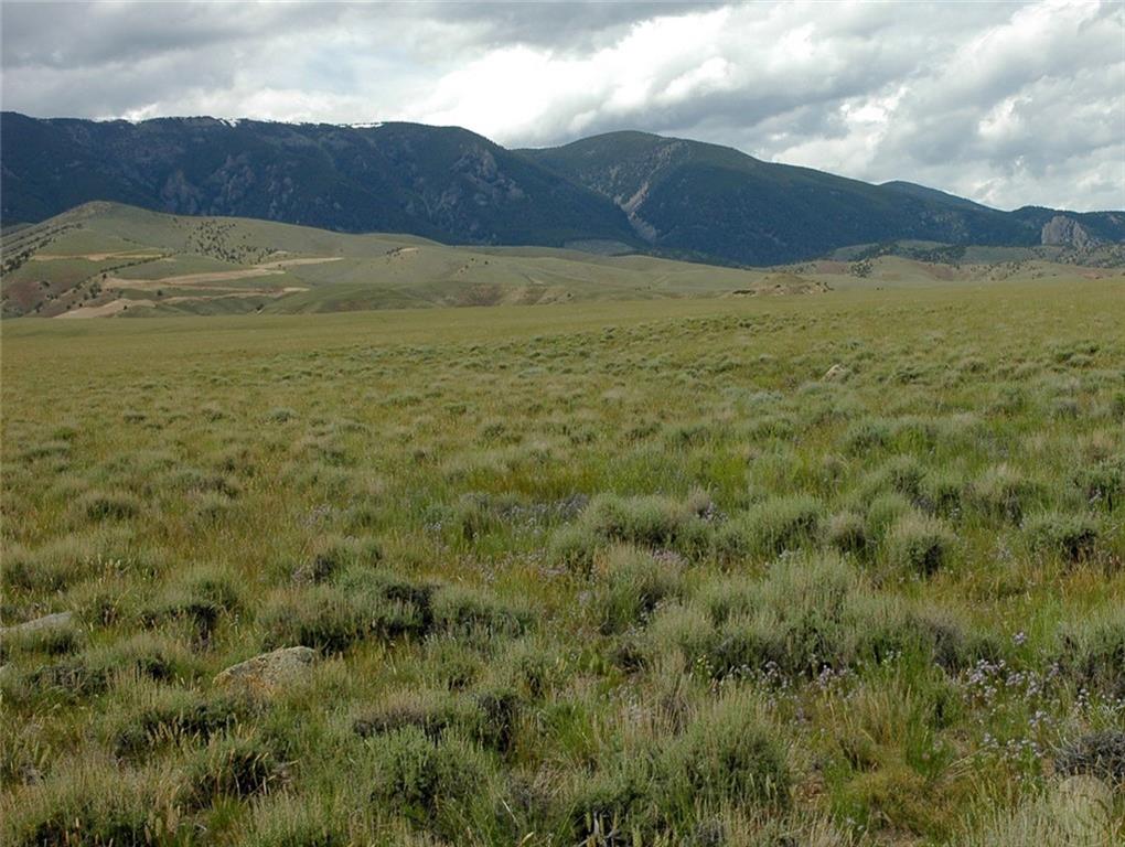 22 Broken Trail Property Photo 6