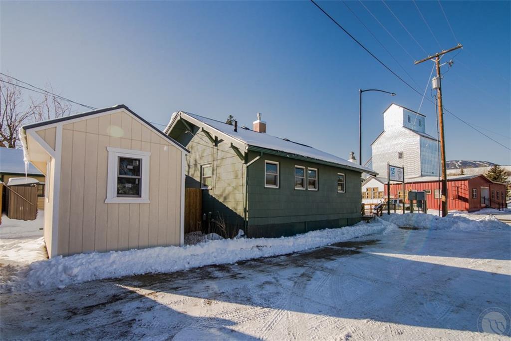 424 Broadway Avenue Property Photo 4