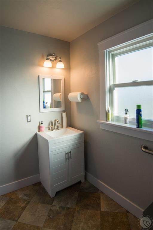 424 Broadway Avenue Property Photo 11