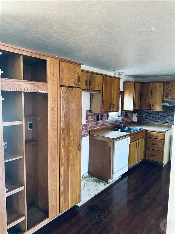 183 Windsor Circle Property Photo 3