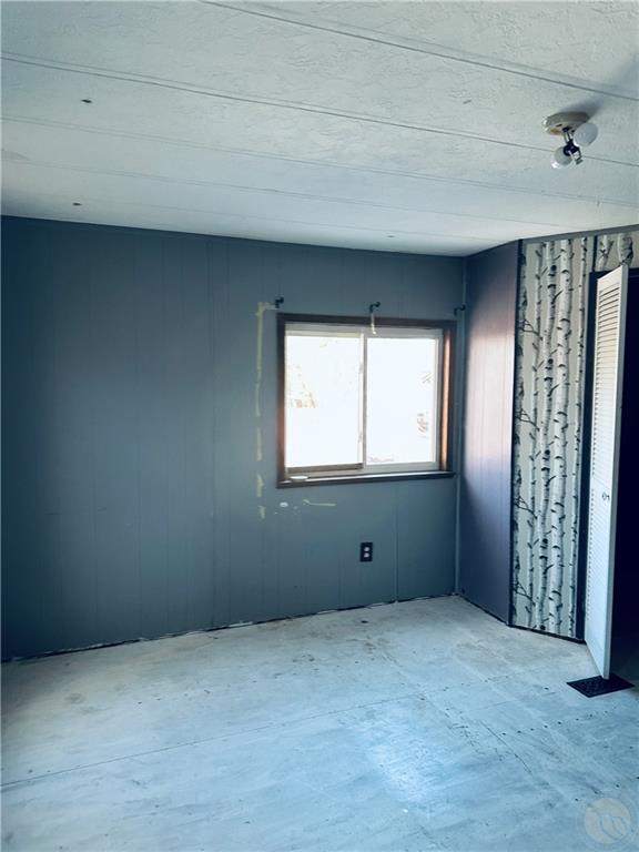 183 Windsor Circle Property Photo 18