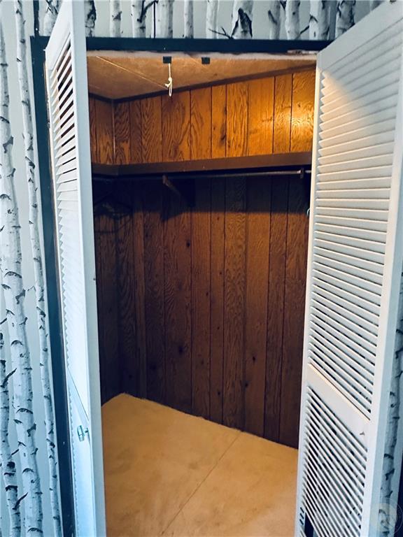 183 Windsor Circle Property Photo 20