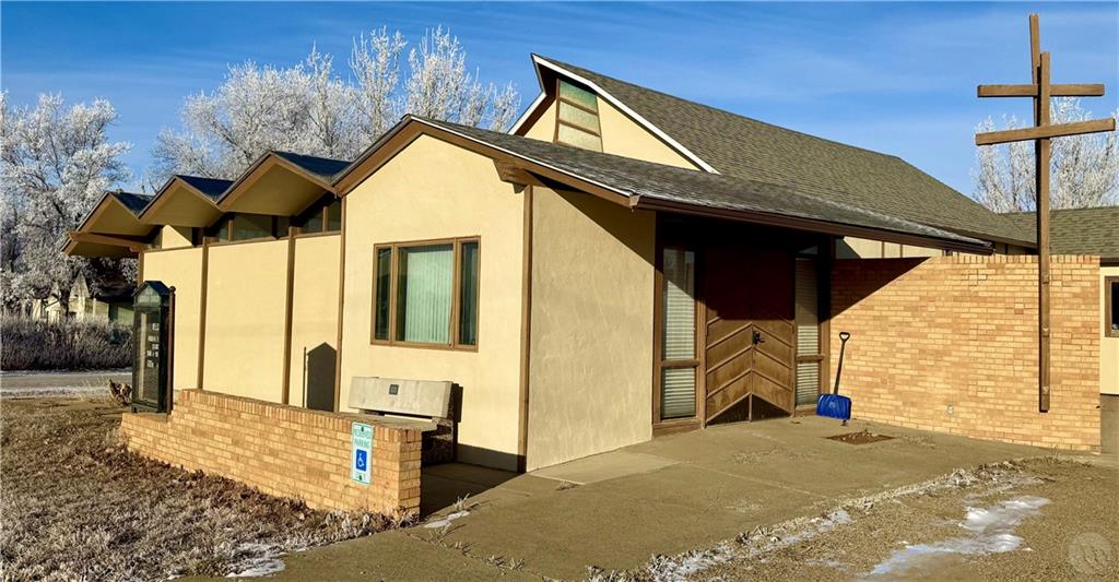 209 1st Street Property Photo 2