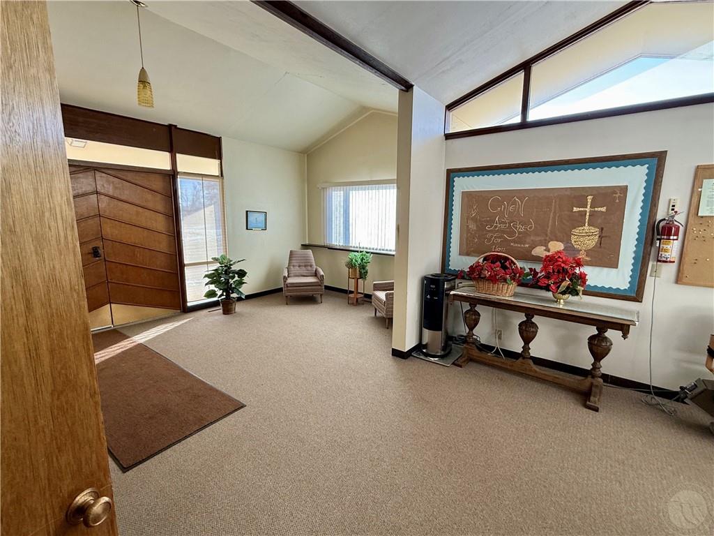 209 1st Street Property Photo 6