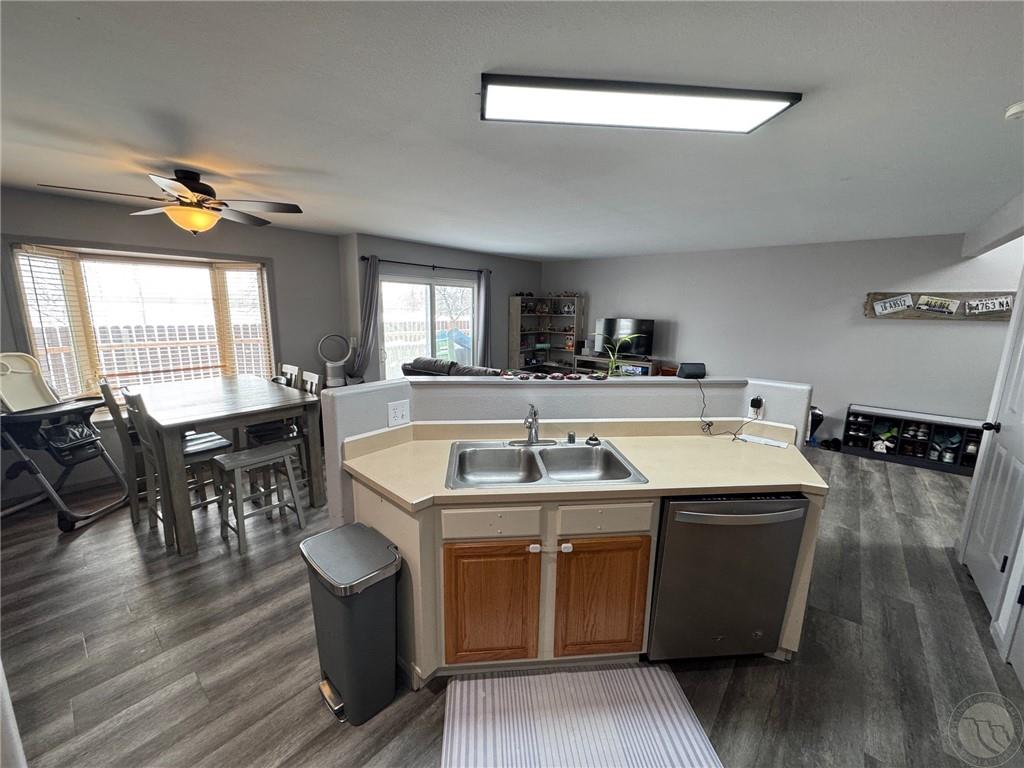 3602 Decathlon Pkwy Property Photo 6