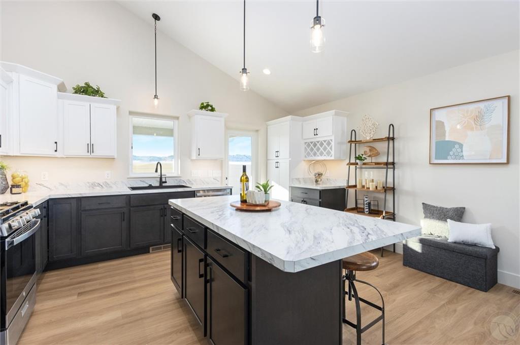 7082 Copper View Way Property Photo 10