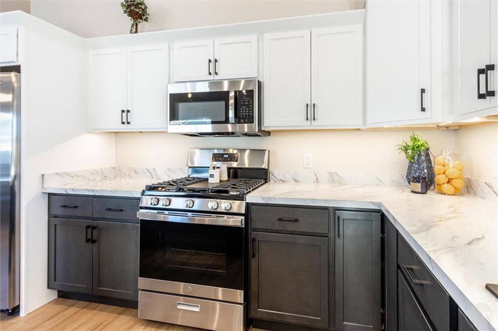 7082 Copper View Way Property Photo 14