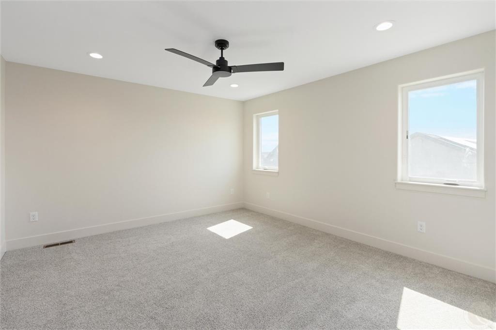 7082 Copper View Way Property Photo 16