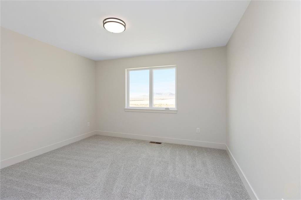 7082 Copper View Way Property Photo 20