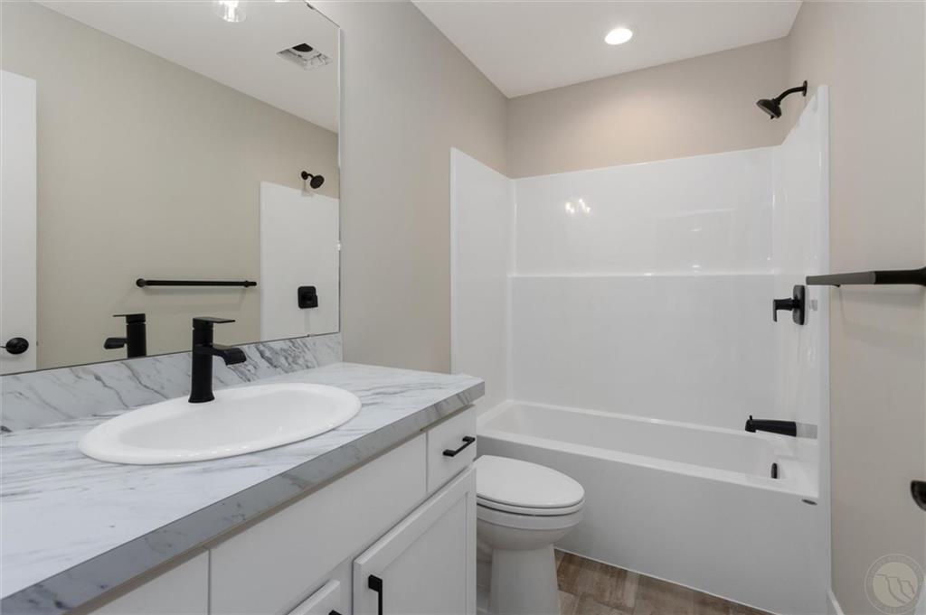 7082 Copper View Way Property Photo 22