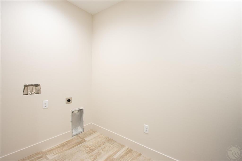 7082 Copper View Way Property Photo 23
