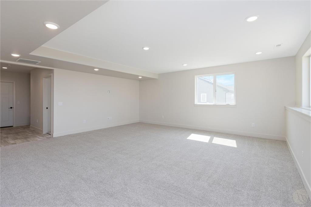 7082 Copper View Way Property Photo 28