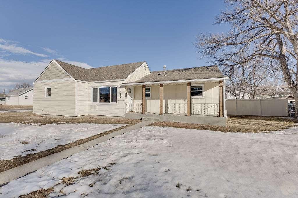 219 7th Avenue Property Photo 2
