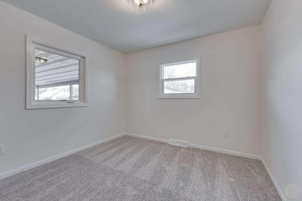 219 7th Avenue Property Photo 30