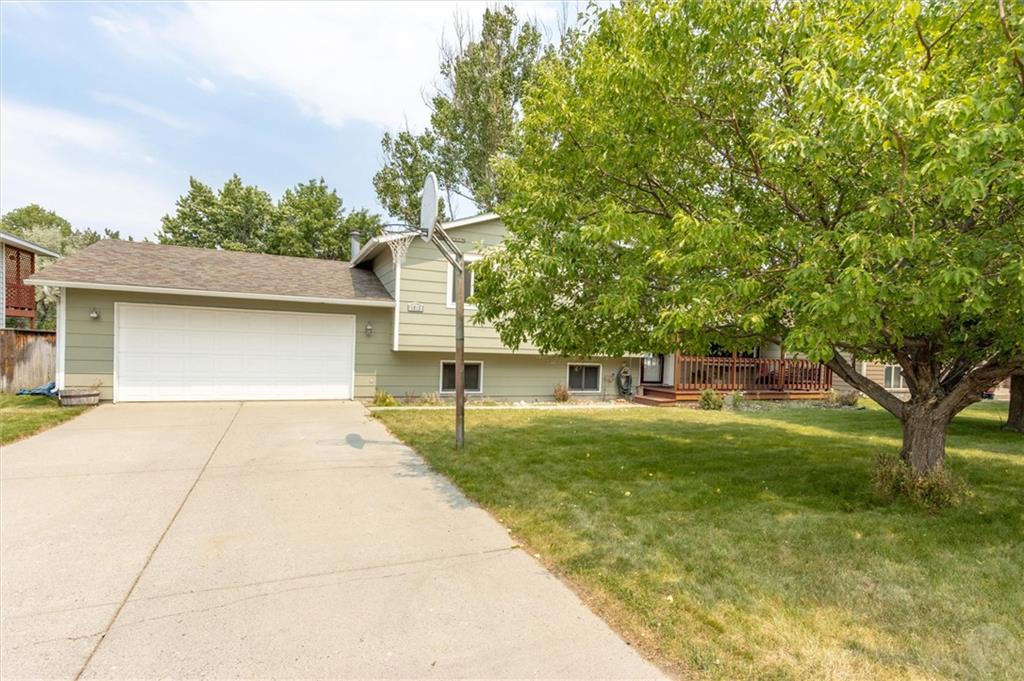 1015 Governors Boulevard Property Photo 3